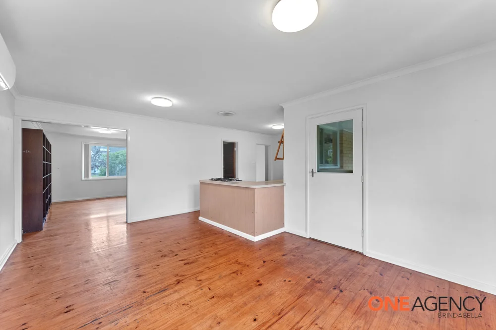 Photo of 16 Hodgson Crescent, Pearce ACT 2607
