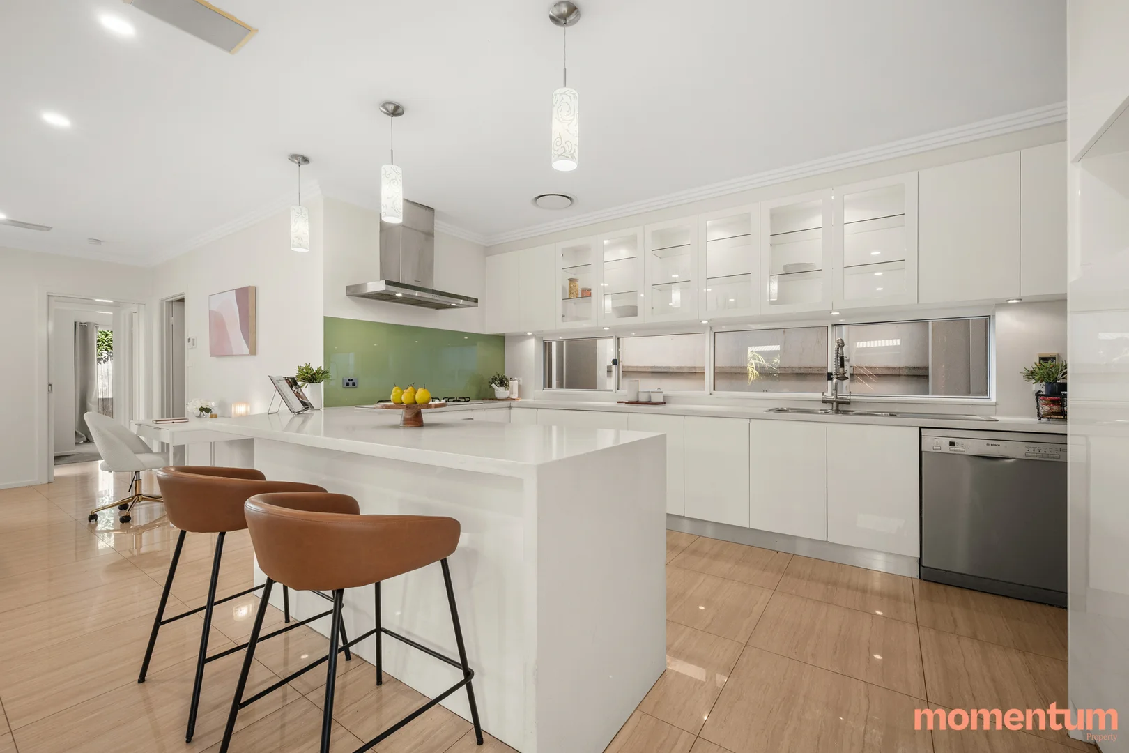 Photo of 16 Ballantyne Crescent, Franklin ACT 2913