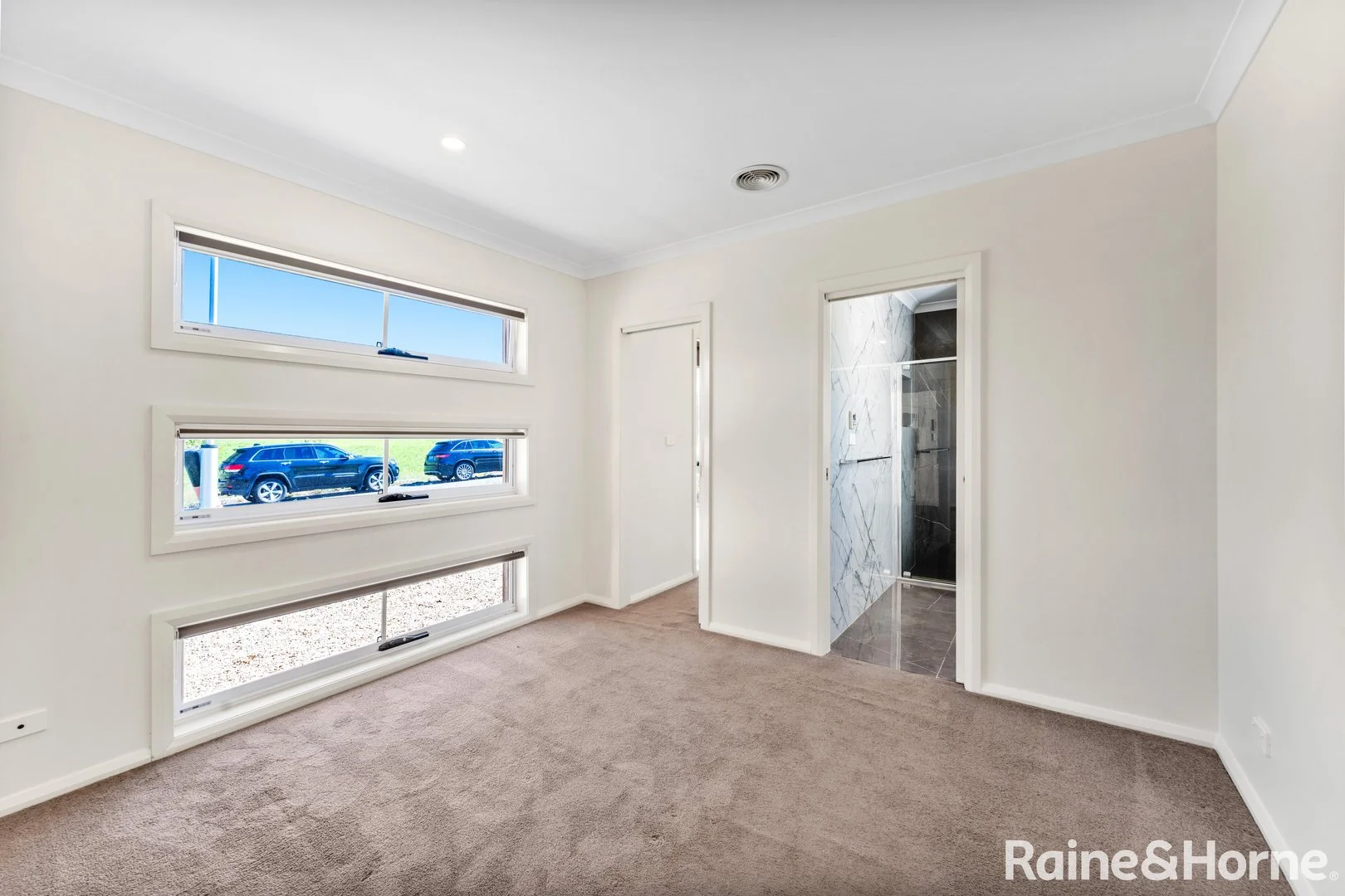 Photo of 48 Bellhouse Crescent, Moncrieff ACT 2914