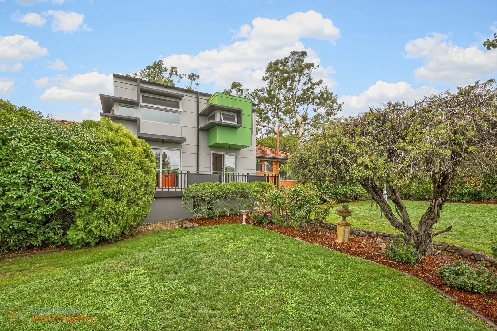 Photo of 10 Henderson Street, Garran ACT 2605