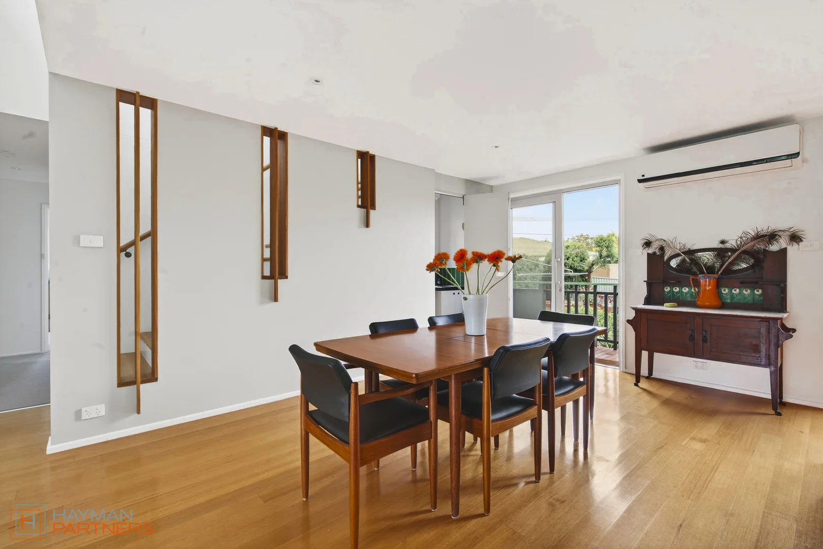 Photo of 10 Henderson Street, Garran ACT 2605