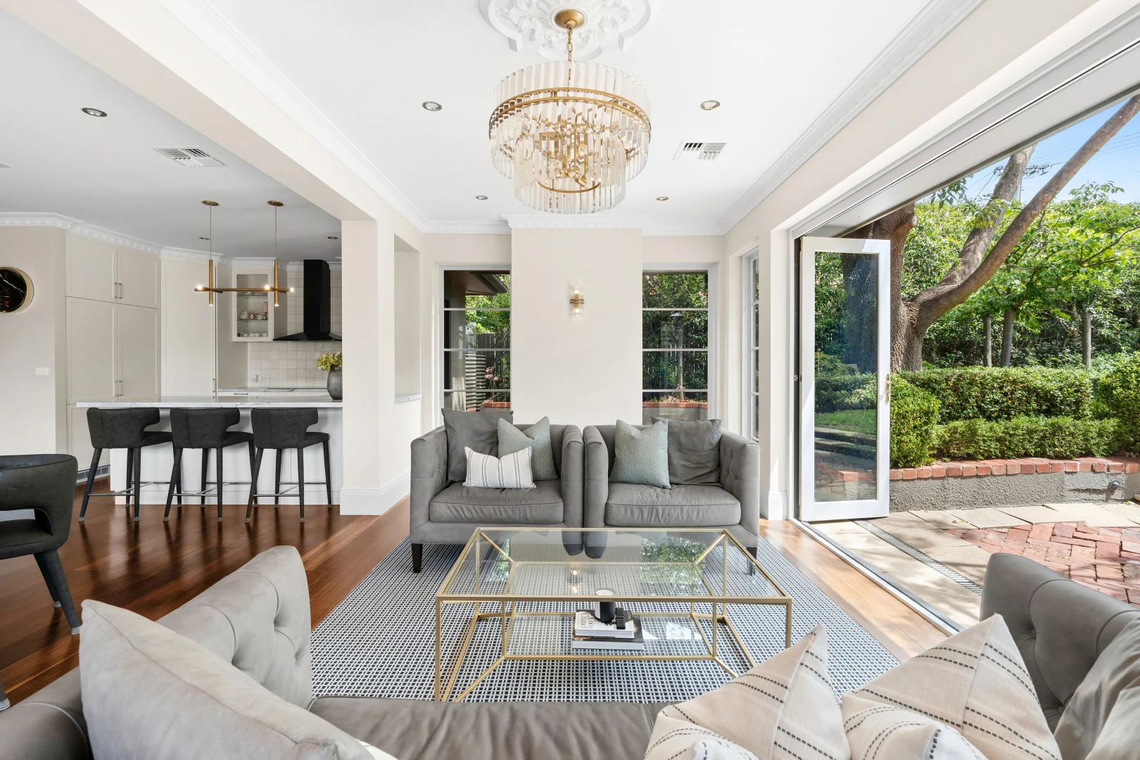 Photo of 49 Flinders Way, Griffith ACT 2603