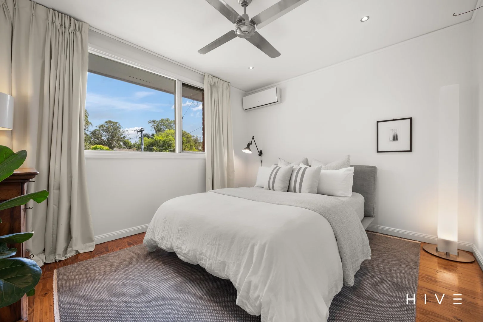 Photo of 27 Chowne Street, Campbell ACT 2612