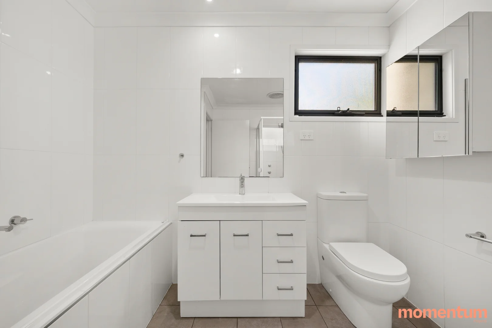 Photo of 1/293 Flemington Road, Franklin ACT 2913