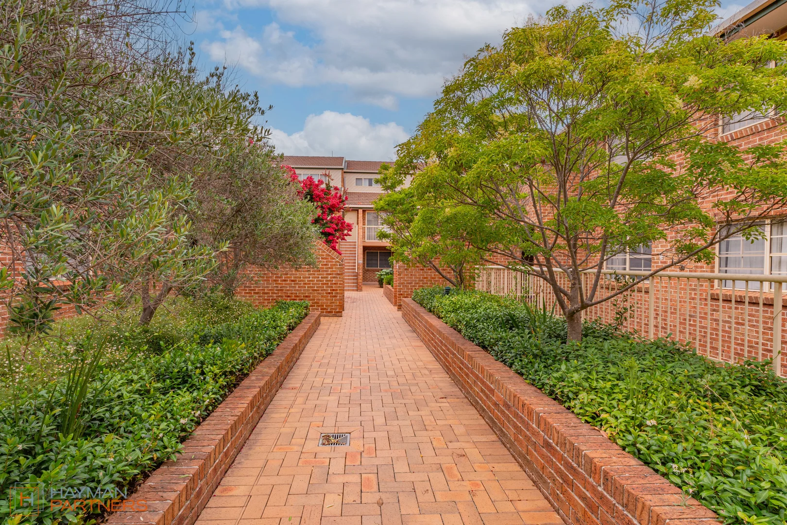 Photo of 17/1 Waddell Place, Curtin ACT 2605