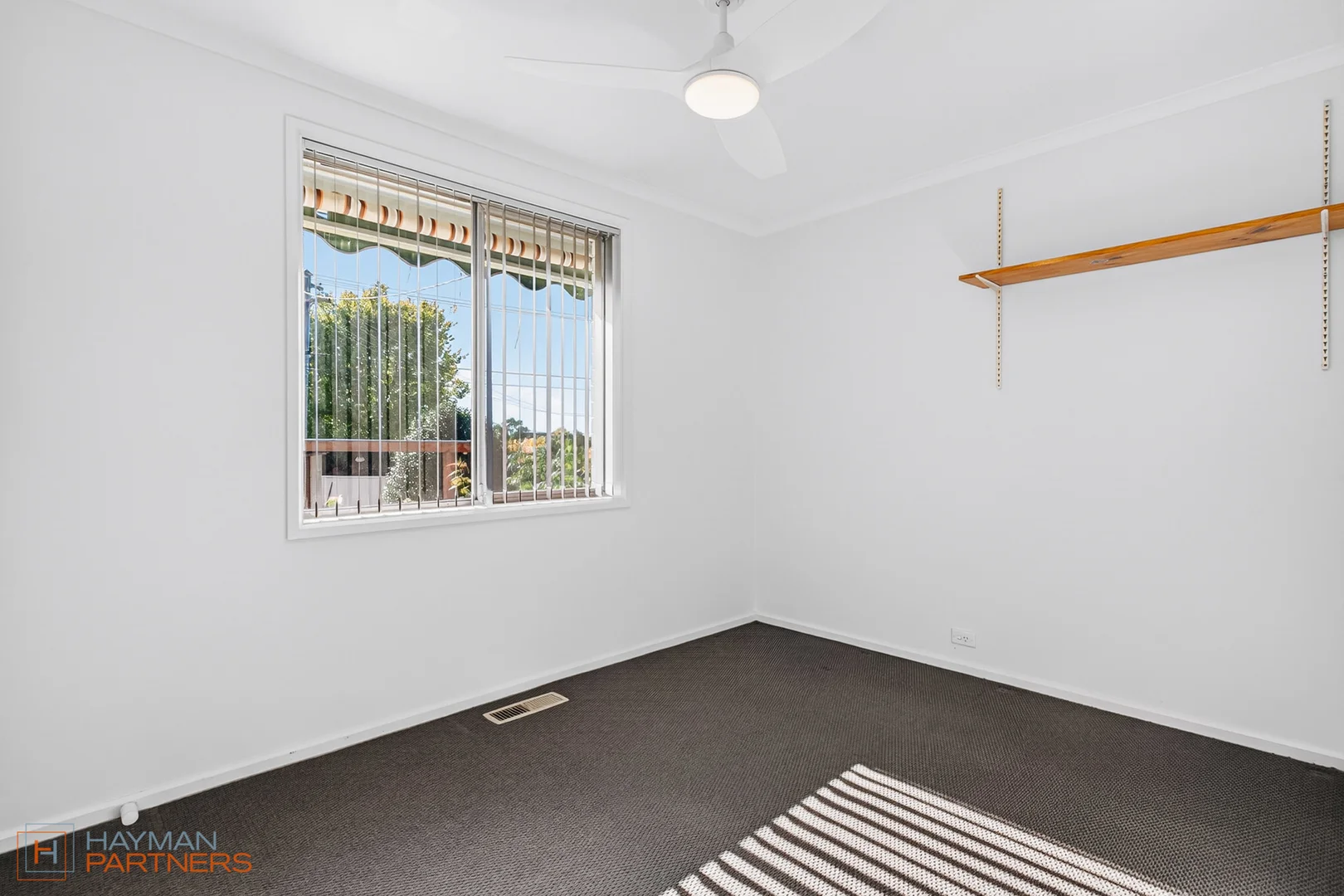 Photo of 38 Calder Crescent, Holder ACT 2611