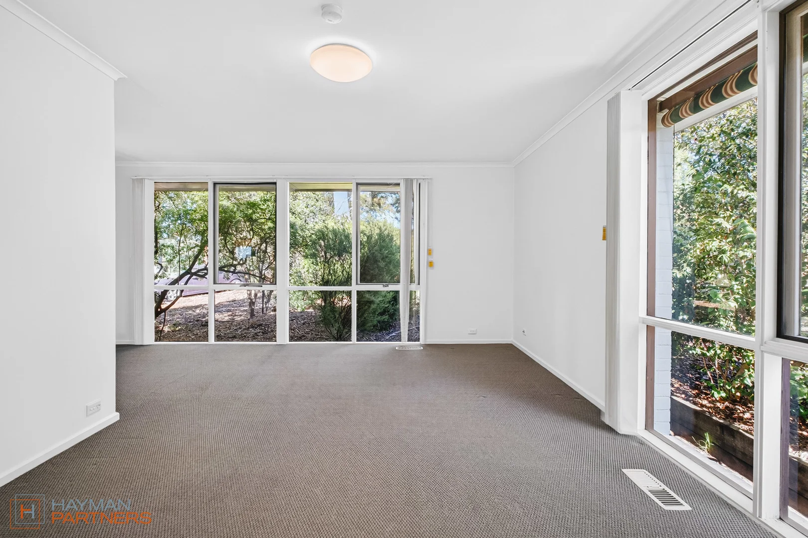Photo of 38 Calder Crescent, Holder ACT 2611