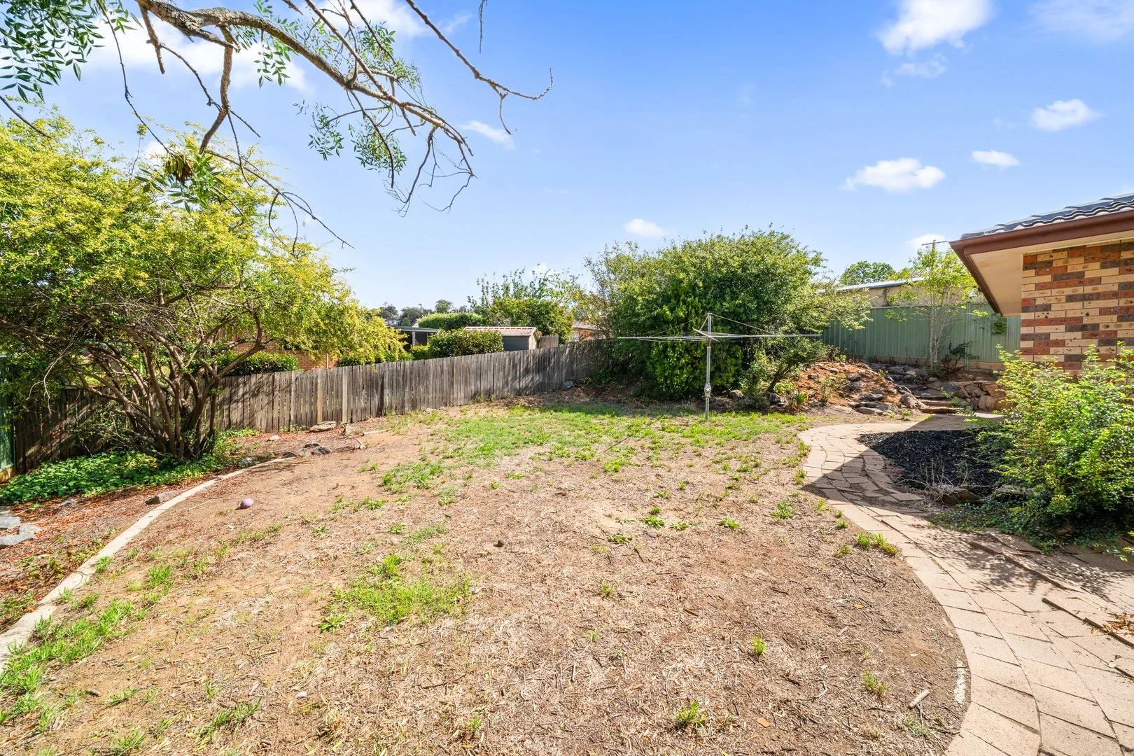 Photo of 48 Casey Crescent, Calwell ACT 2905