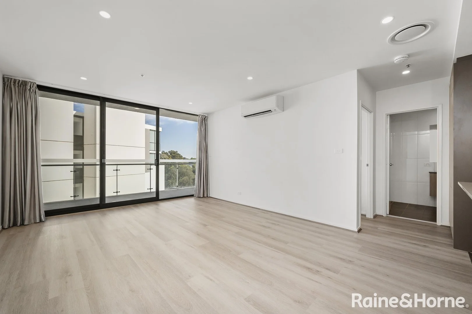 Photo of 195/7 Irving Street, Phillip ACT 2606