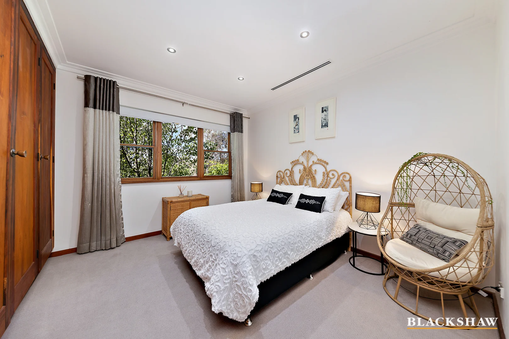 Photo of 2 Mugga Way, Red Hill ACT 2603