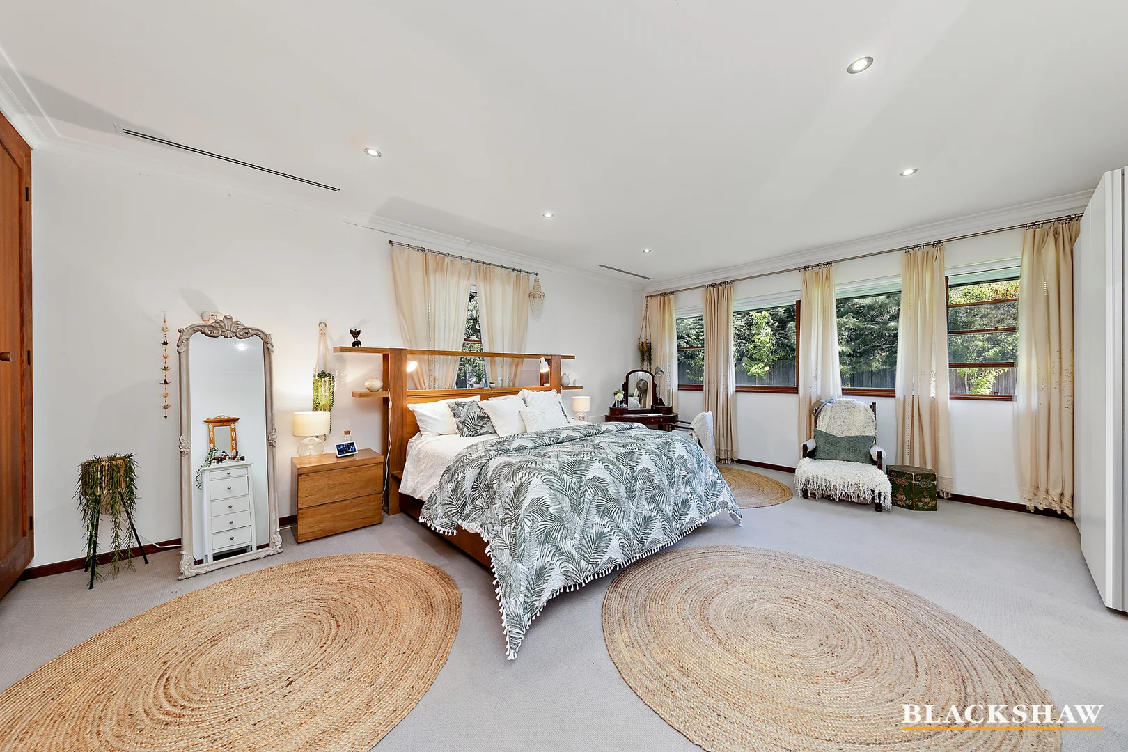 Photo of 2 Mugga Way, Red Hill ACT 2603