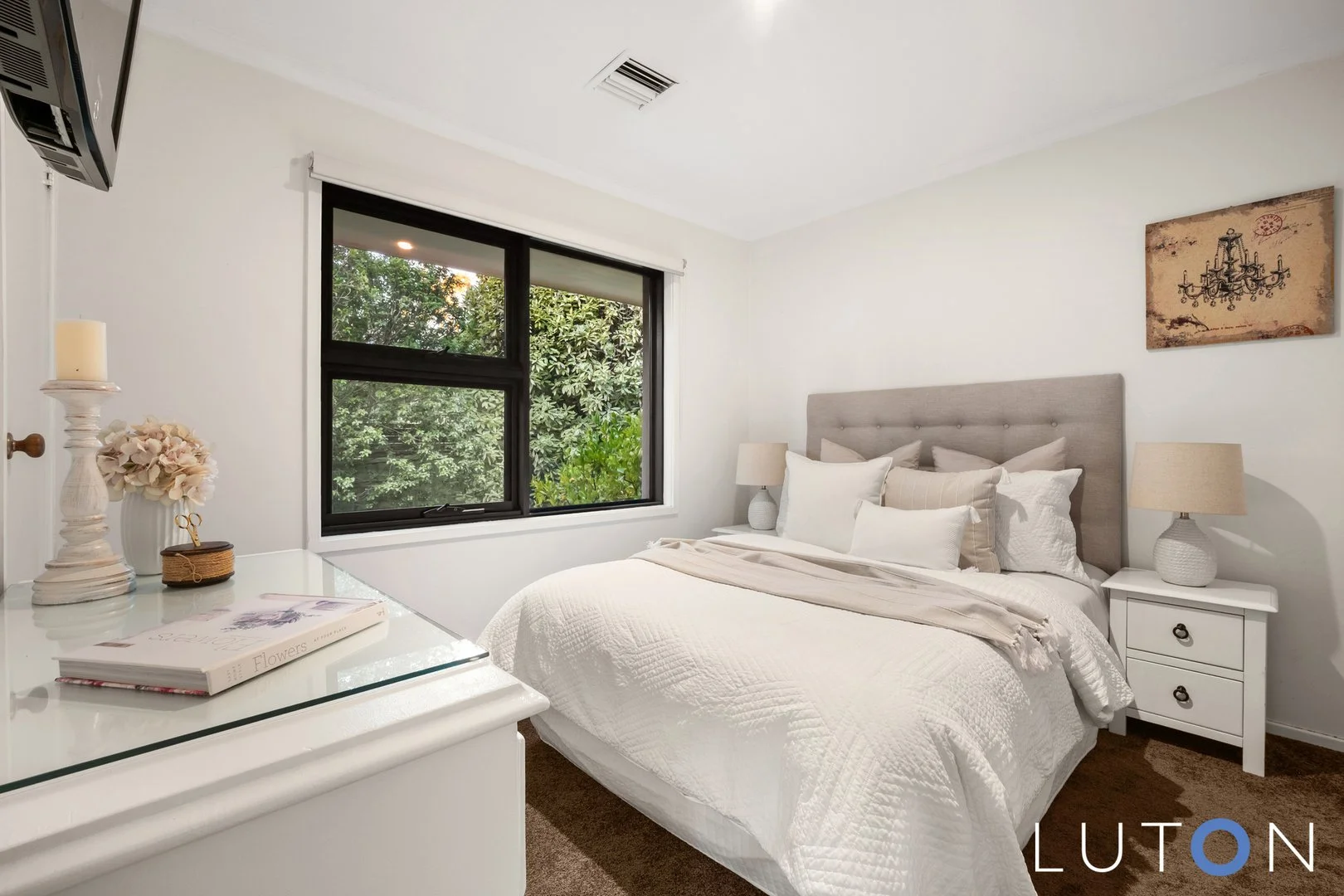 Photo of 3 Daplyn Close, Weston ACT 2611