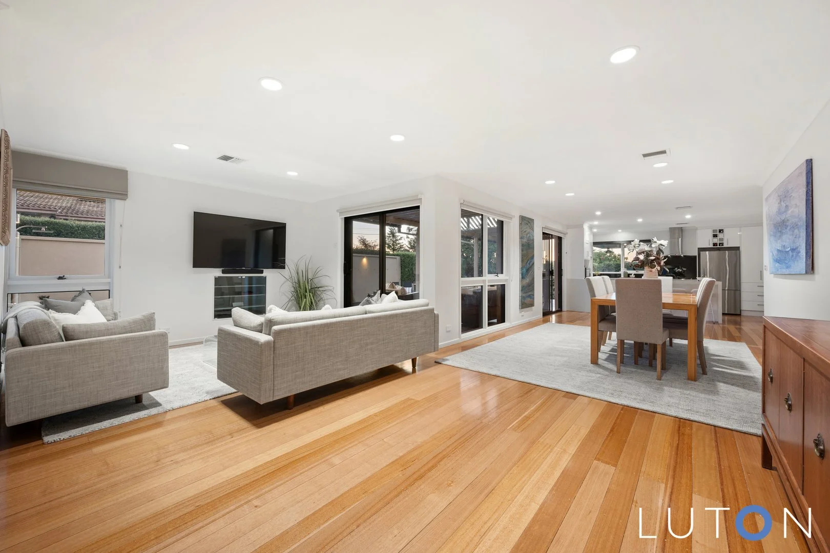Photo of 3 Daplyn Close, Weston ACT 2611