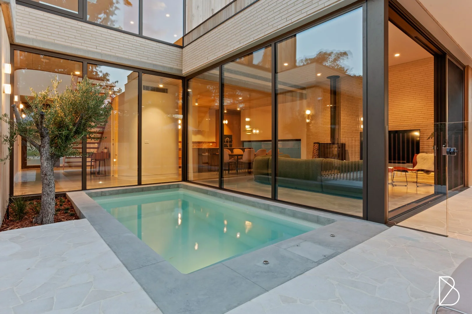 Photo of 49 Norman Street, Deakin ACT 2600