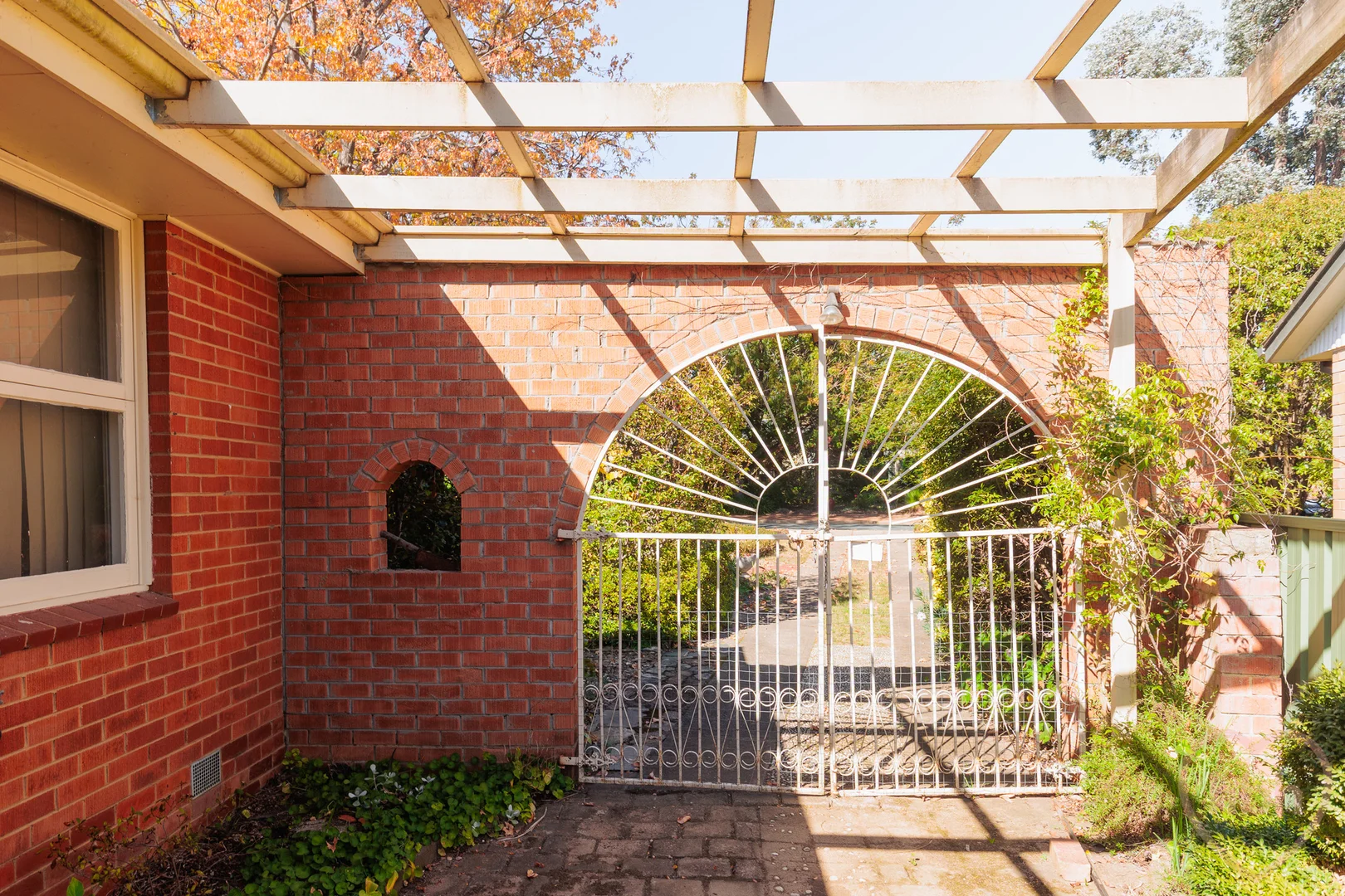 Photo of 16 Ryan Street, Curtin ACT 2605