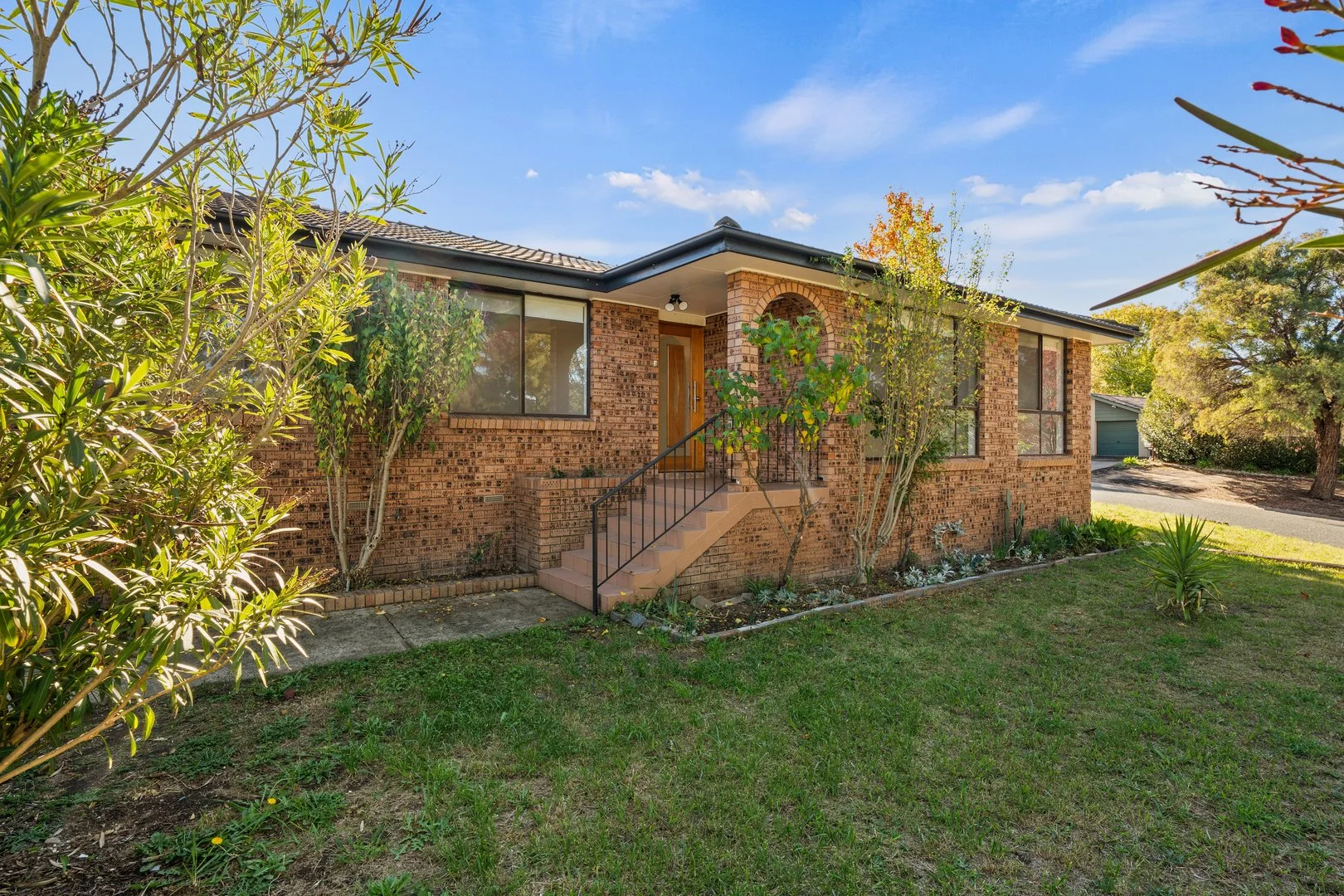 Photo of 18 Clive Steele Avenue, Monash ACT 2904