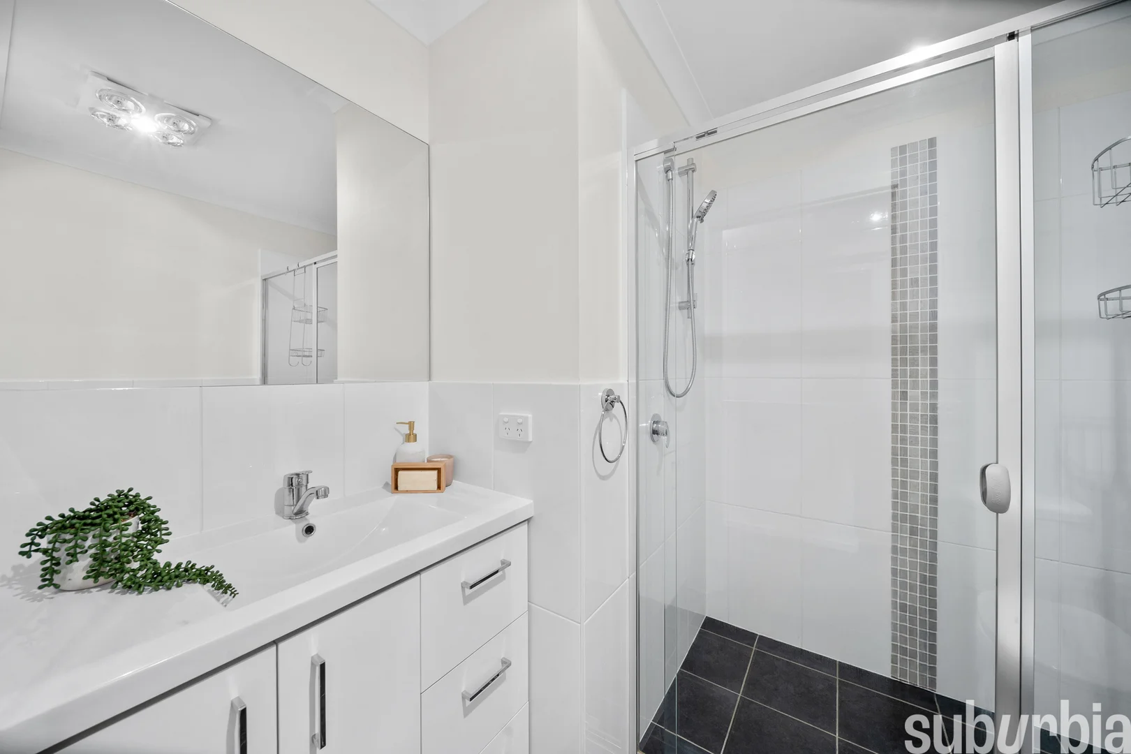 Photo of 2b Avenal Street, Crace ACT 2911