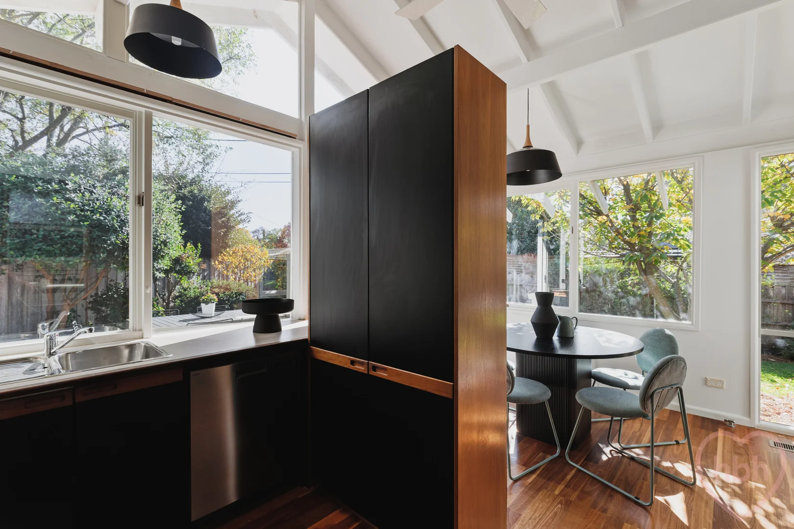 Photo of 4 Collier Street, Curtin ACT 2605
