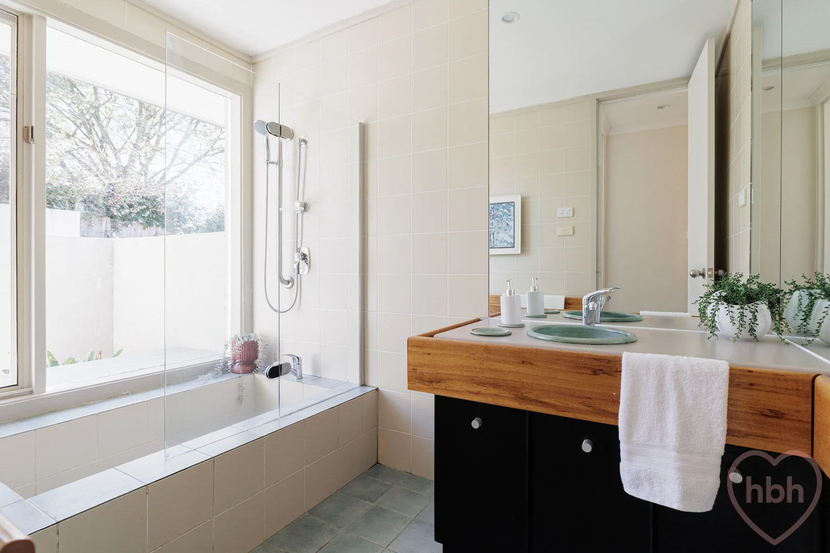 Photo of 4 Collier Street, Curtin ACT 2605