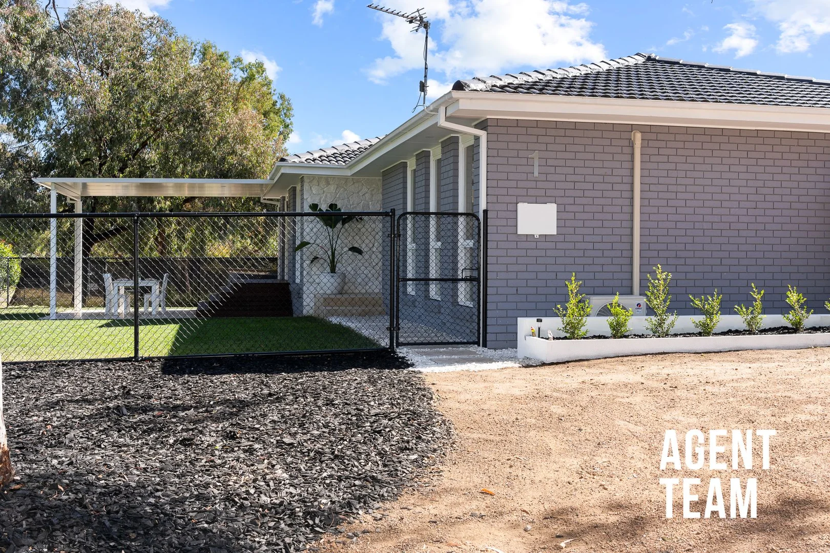 Photo of 1 Spiers Place, Wanniassa ACT 2903