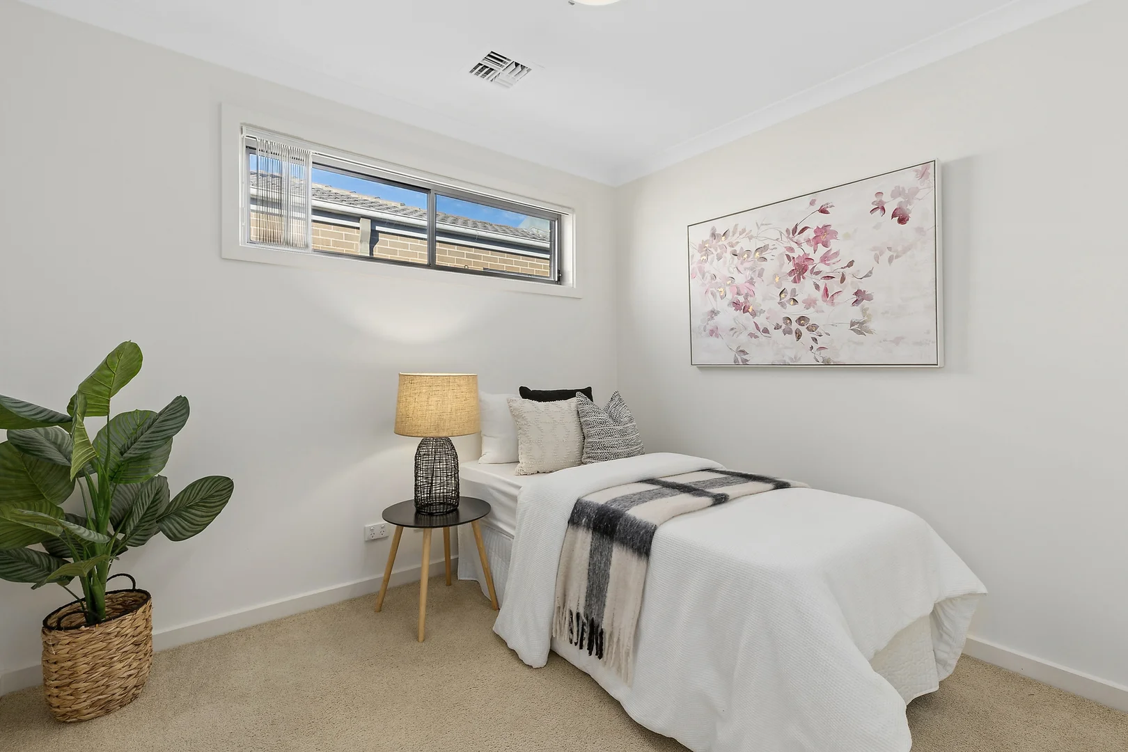 Photo of 39 Moonlight Avenue, Harrison ACT 2914
