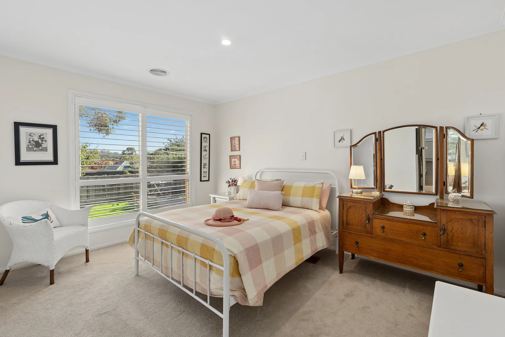 Photo of 10/2 Lander Crescent, Amaroo ACT 2914