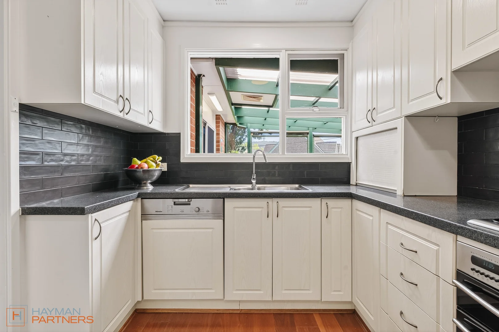 Photo of 39 Bailey Place, Yarralumla ACT 2600