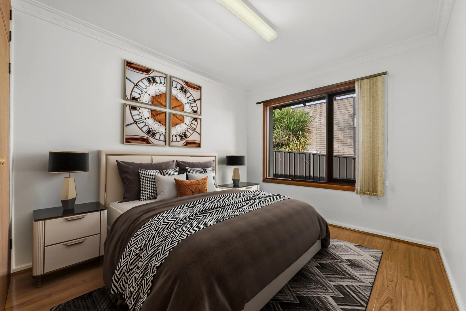 Photo of 21 Belconnen Way, Weetangera ACT 2614