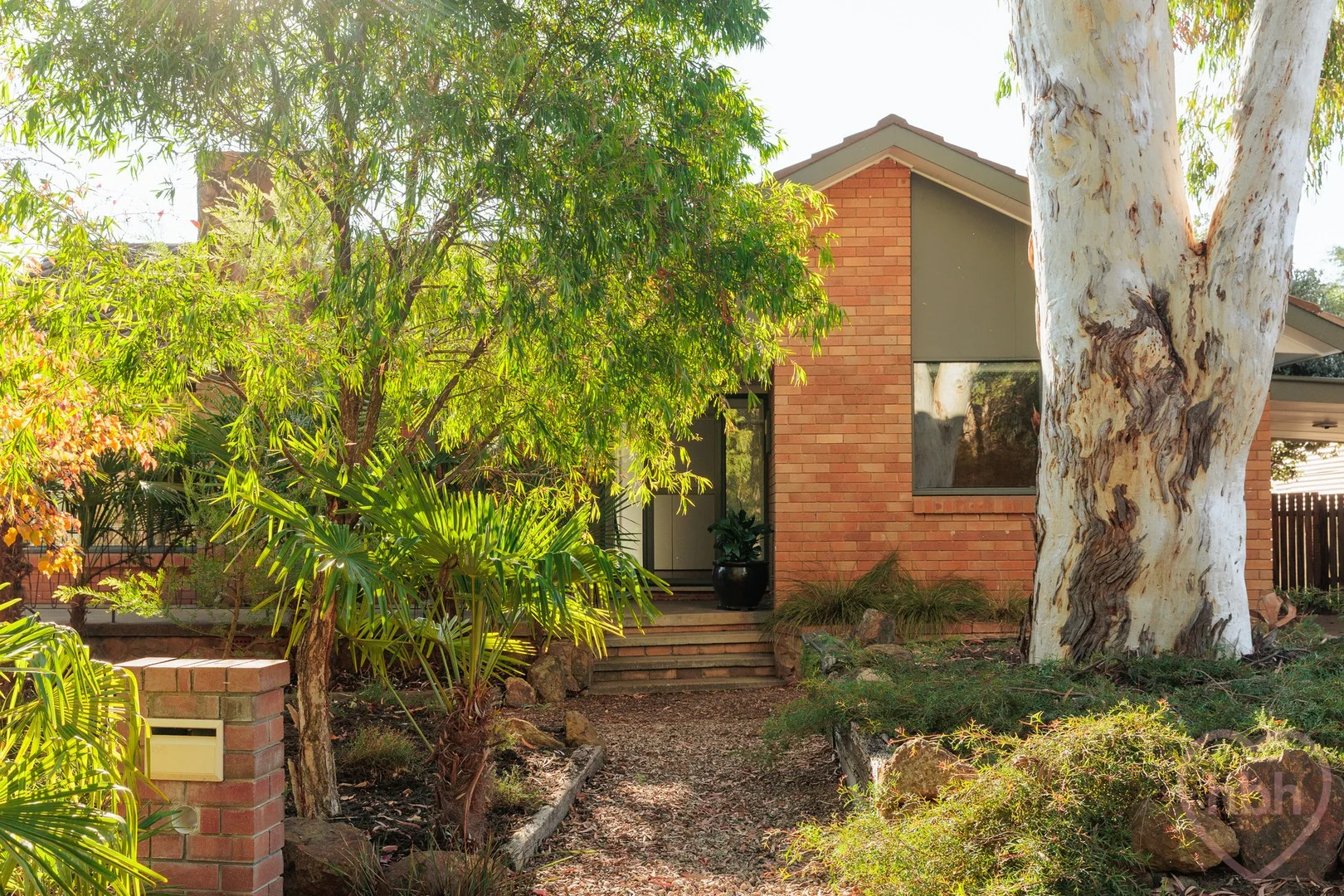 Photo of 98 Irvine Street, Watson ACT 2602