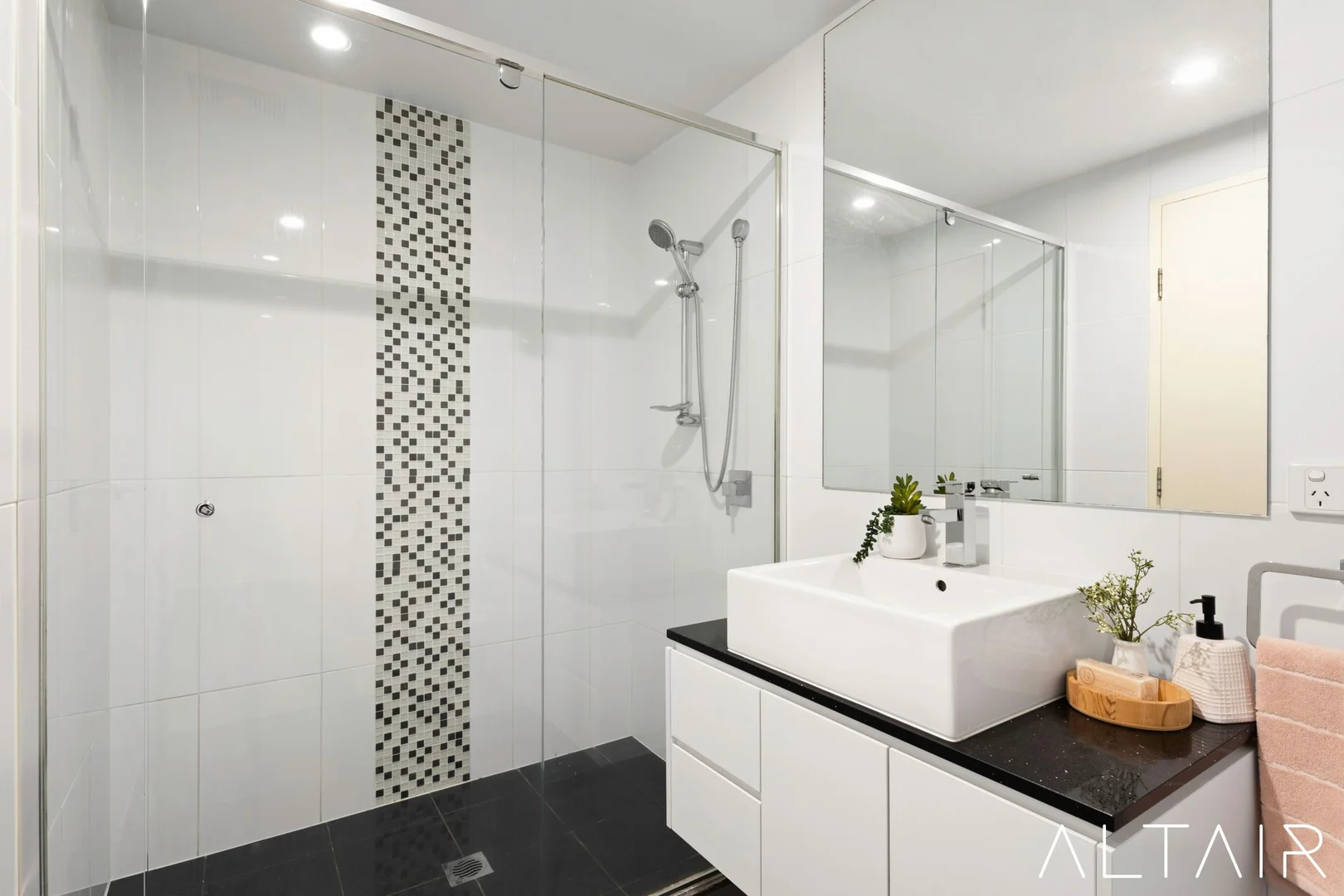 Photo of 54/10 Ipima Street, Braddon ACT 2612