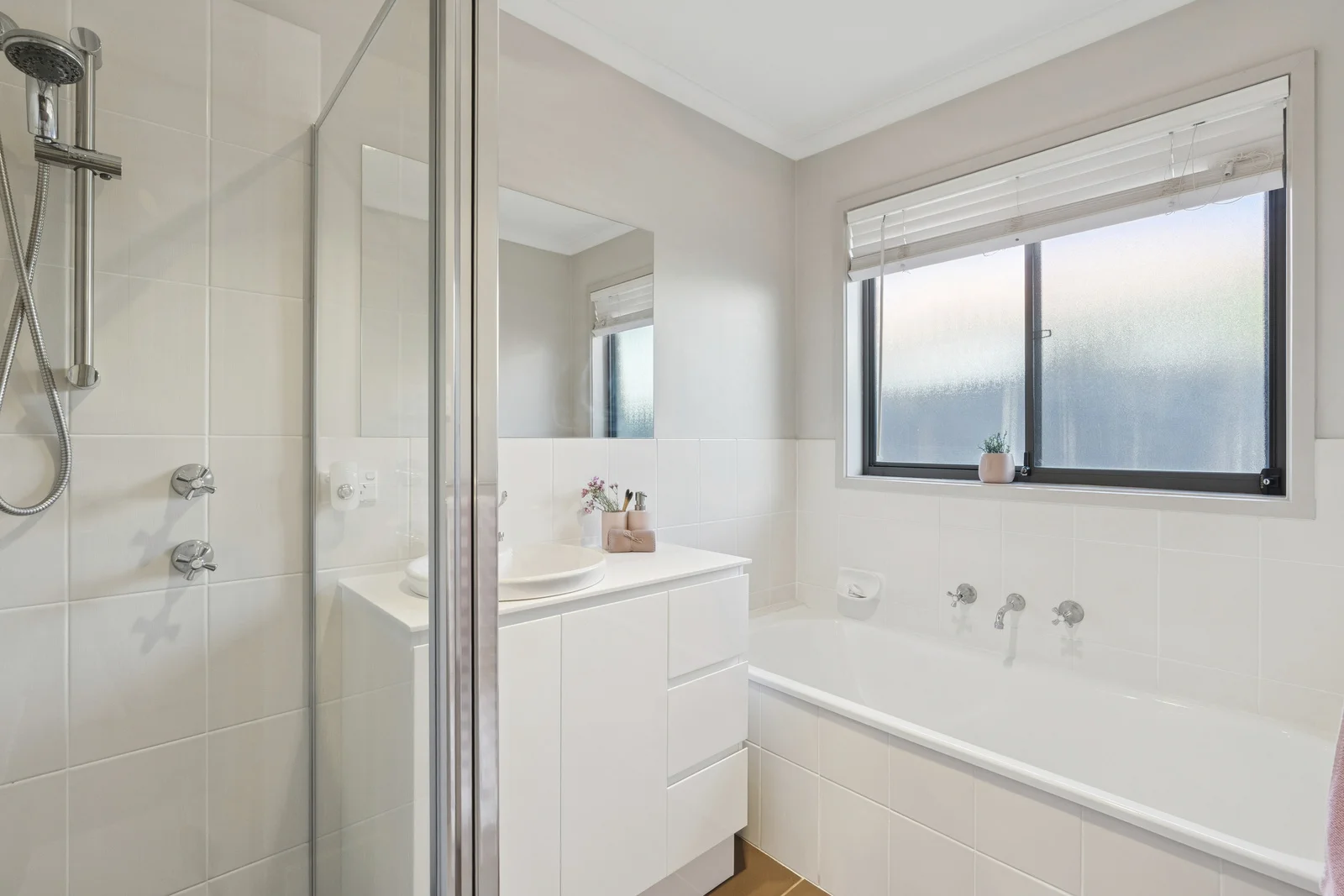 Photo of 11 Anchorage Street, Harrison ACT 2914