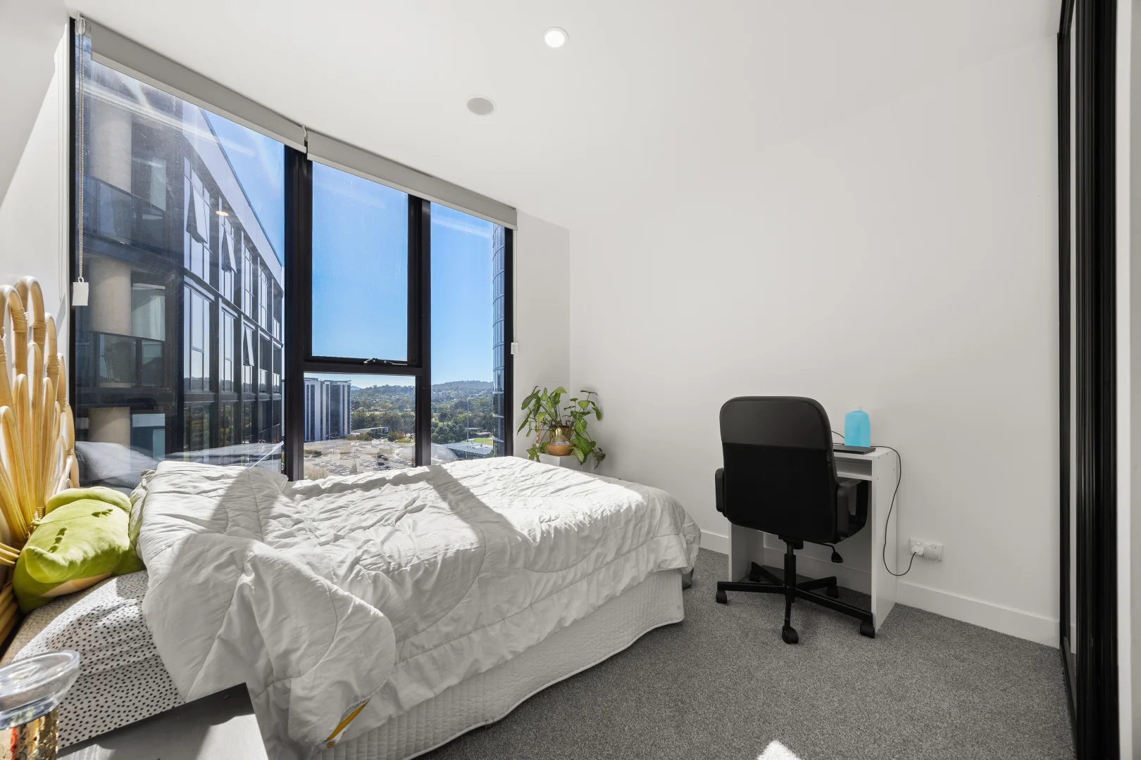 Photo of 1015/6 Furzer Street, Phillip ACT 2606