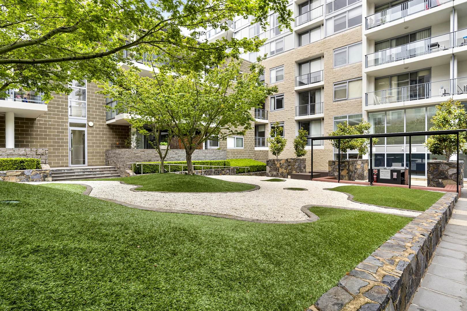 Photo of 7/2 Edinburgh Avenue, City ACT 2601