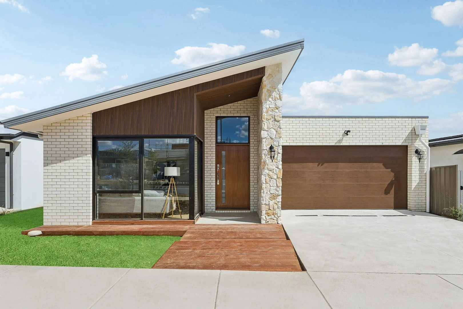 Photo of 5 Bolza Street, Macnamara ACT 2615