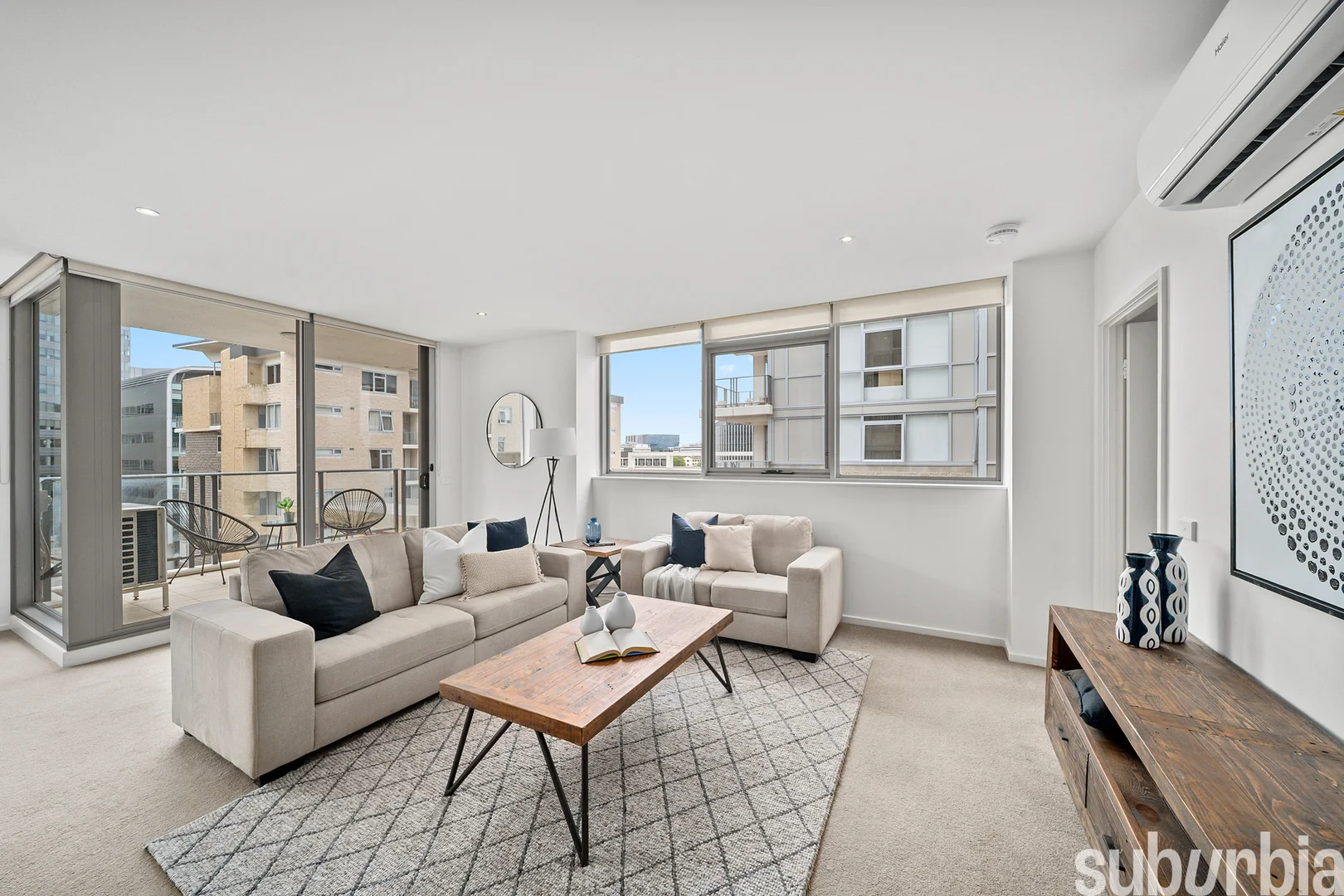 Photo of 43/2 Edinburgh Avenue, City ACT 2601