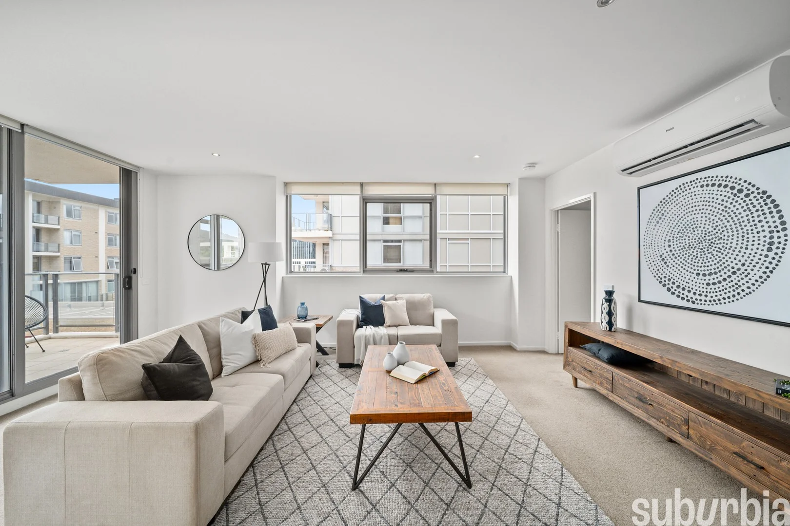 Photo of 43/2 Edinburgh Avenue, City ACT 2601