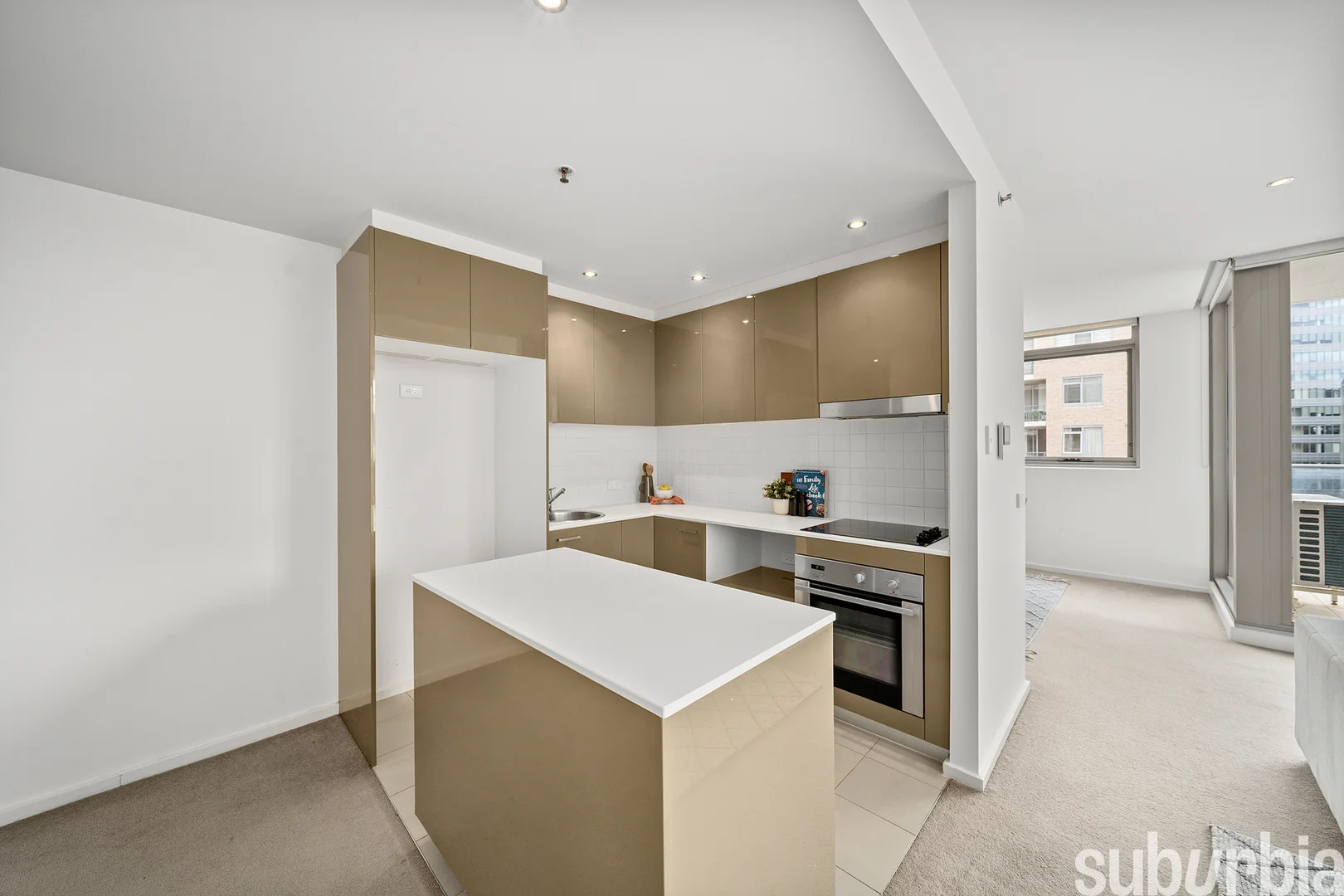 Photo of 43/2 Edinburgh Avenue, City ACT 2601