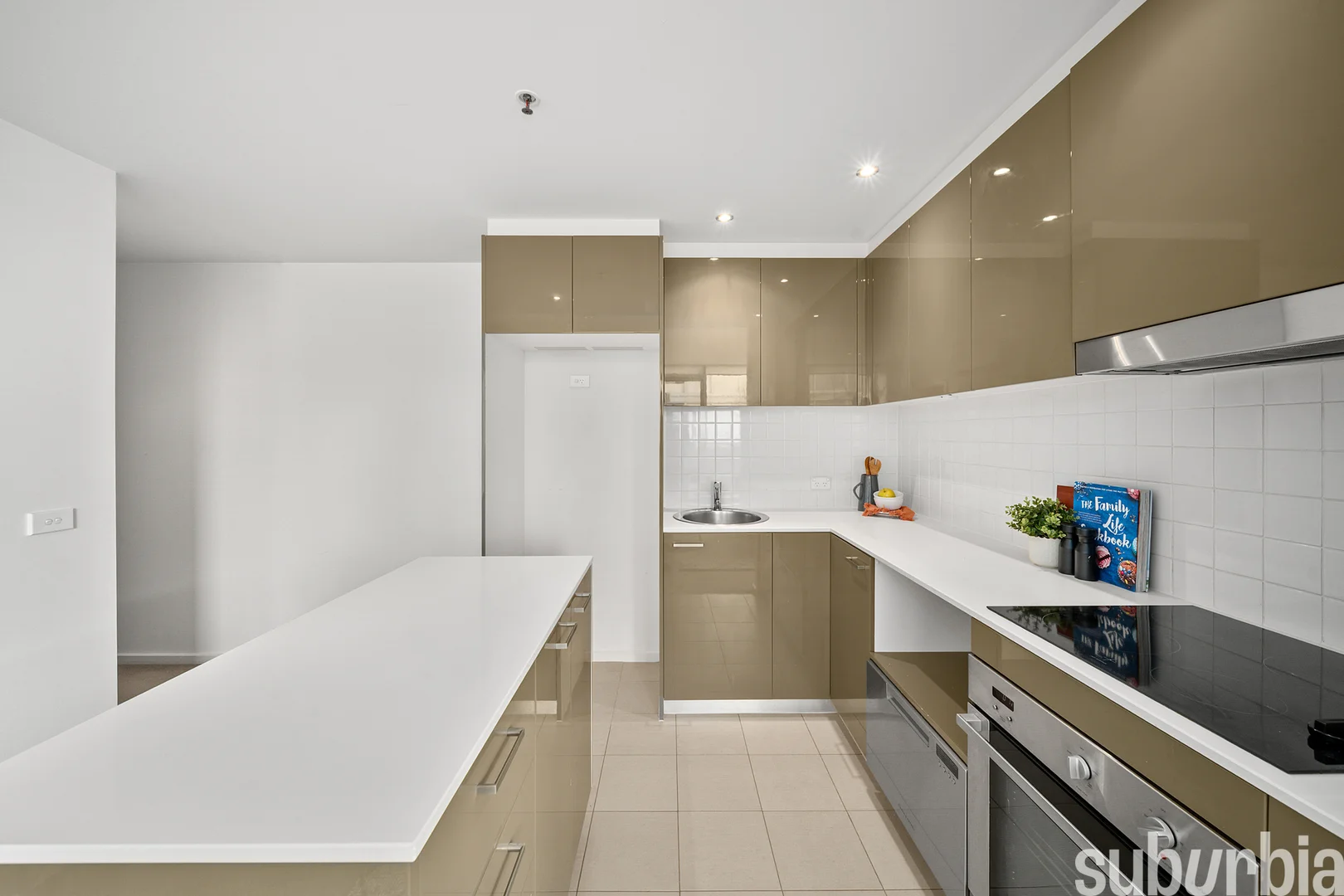 Photo of 43/2 Edinburgh Avenue, City ACT 2601